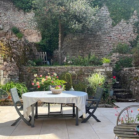 Maison Cosy En Plein Centre Ville Semur-en-Auxois Kültér fotó